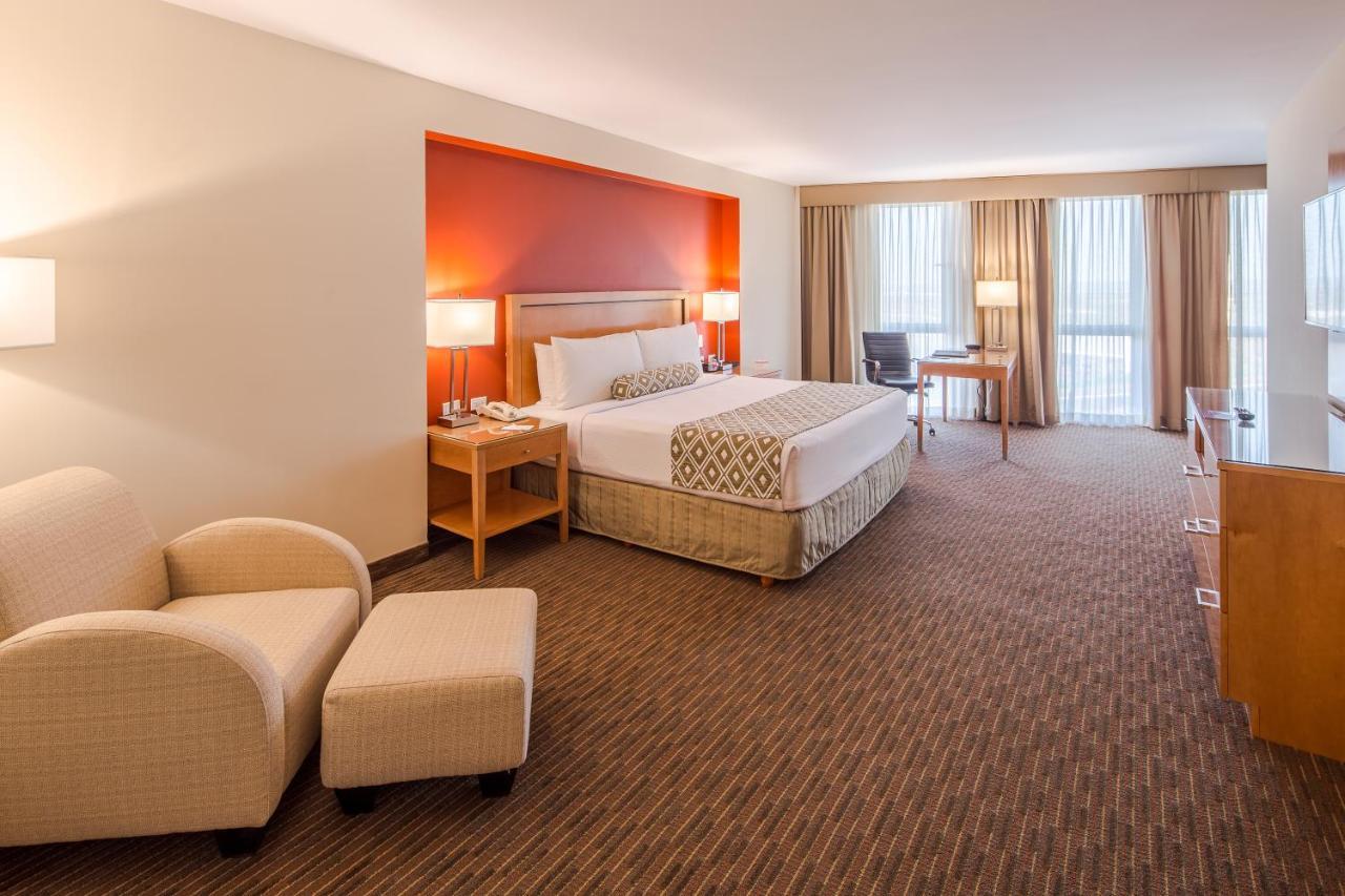Crowne Plaza Monterrey Aeropuerto By Ihg Hotel Exterior photo