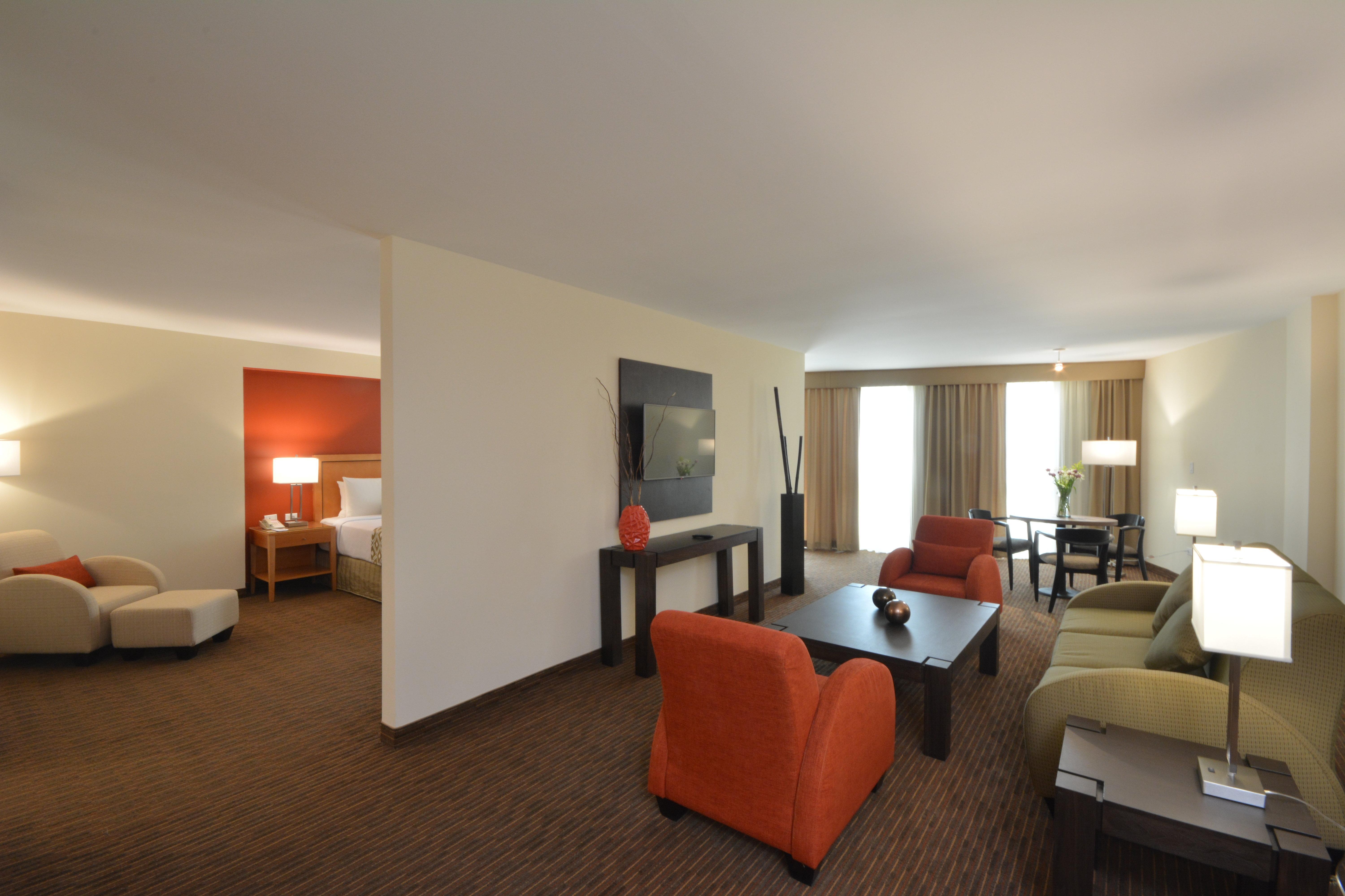 Crowne Plaza Monterrey Aeropuerto By Ihg Hotel Exterior photo